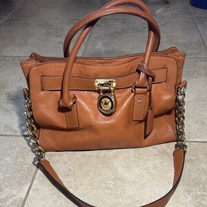 Michael Kors Hamilton Large Saffiano Leather Handbag Luggage with GoldRock